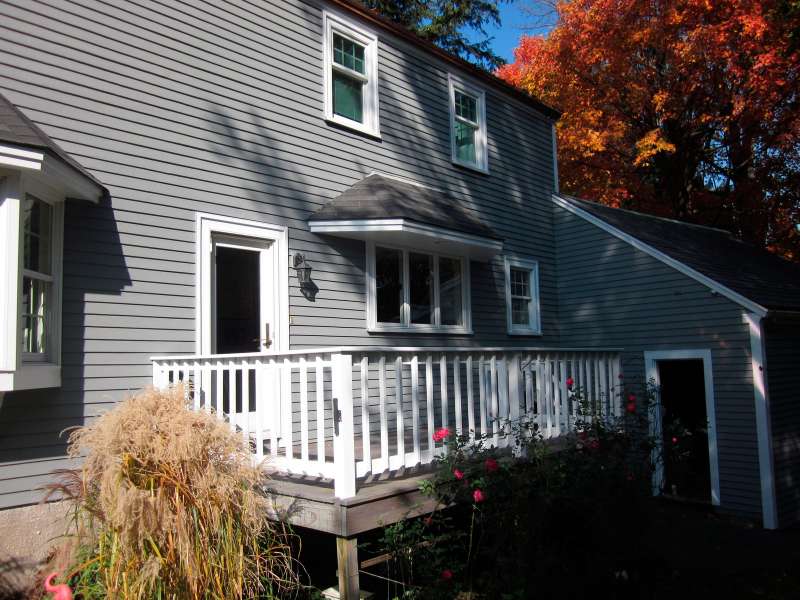 exterior-newton-1g.jpg 
